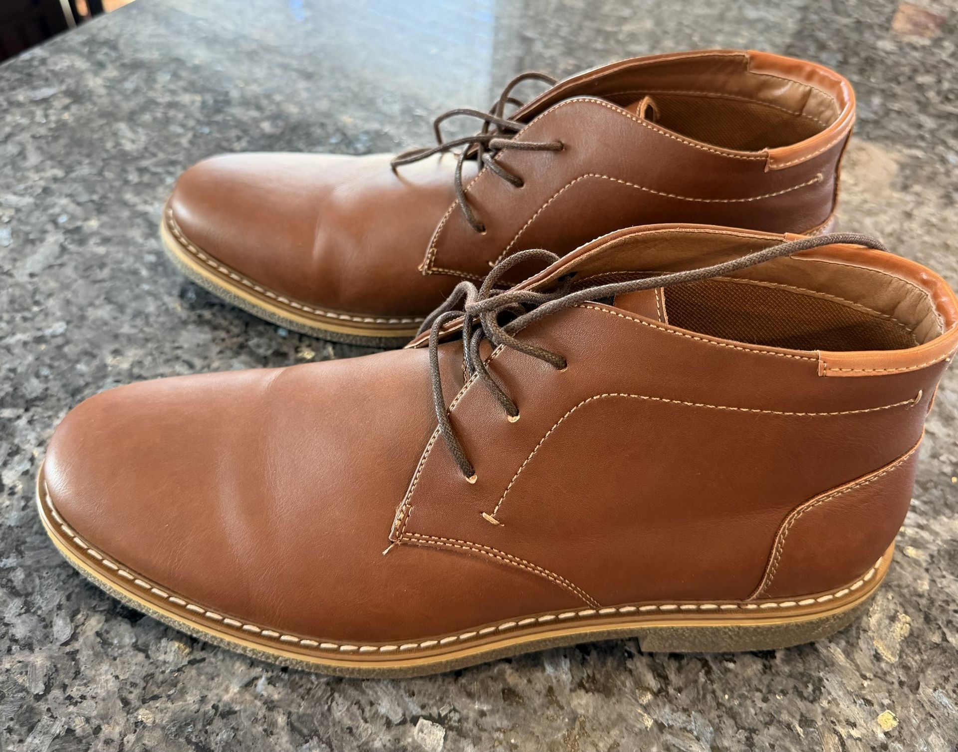 New! Men's Size 13 Leather Chukka Boots - Steve Madden