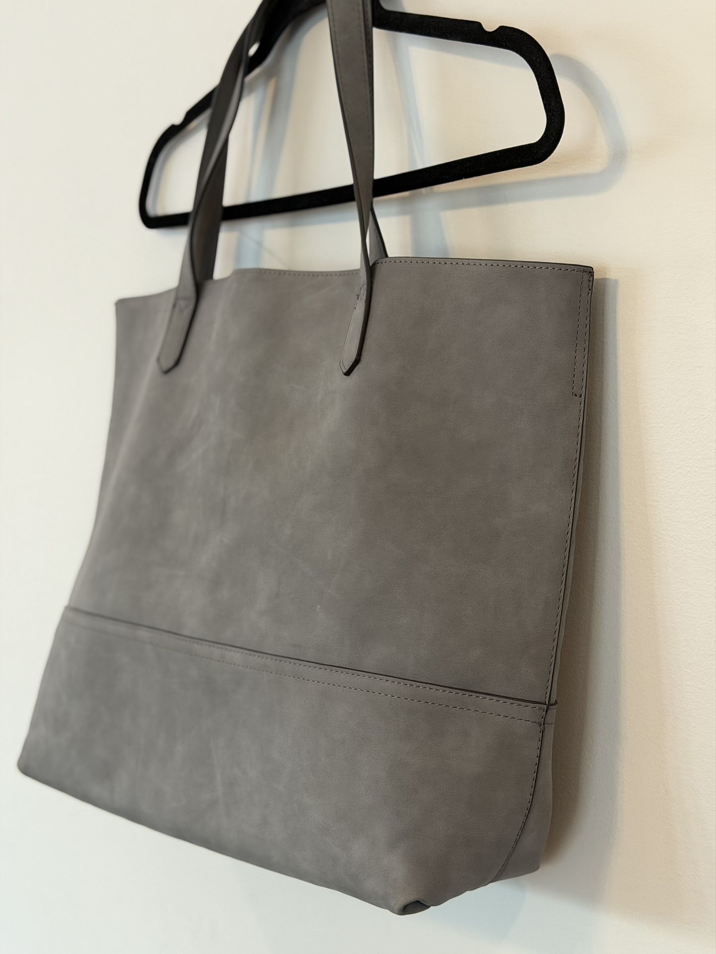 Women's Faux Suede Tote Bag, K.Carroll Taylor Gray $10 - photo 2