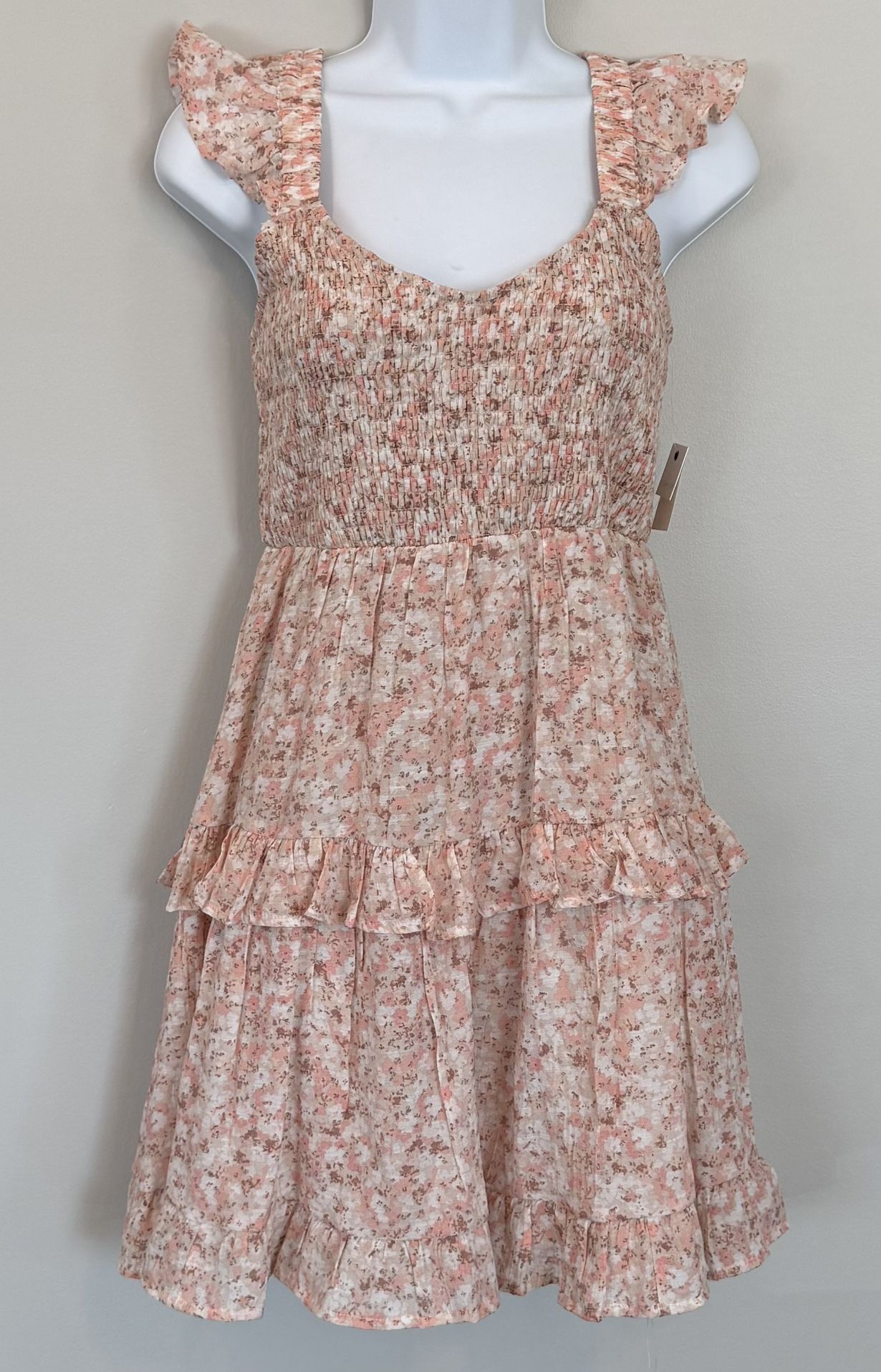 NWT Juniors Large Floral, Ruffled Dress $15