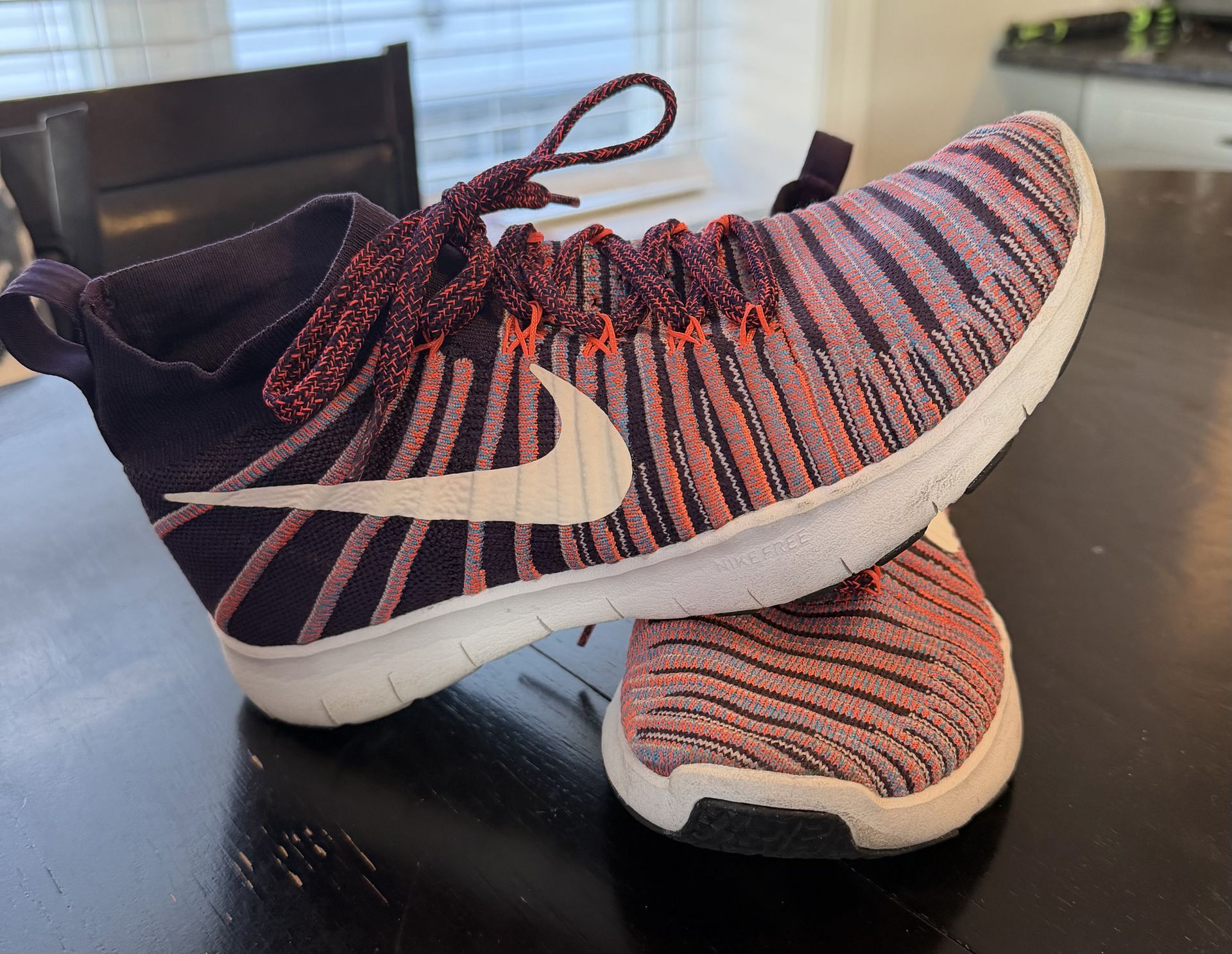 Women’s Size 7.5 Nike Force Flyknit Grand Shoes $25