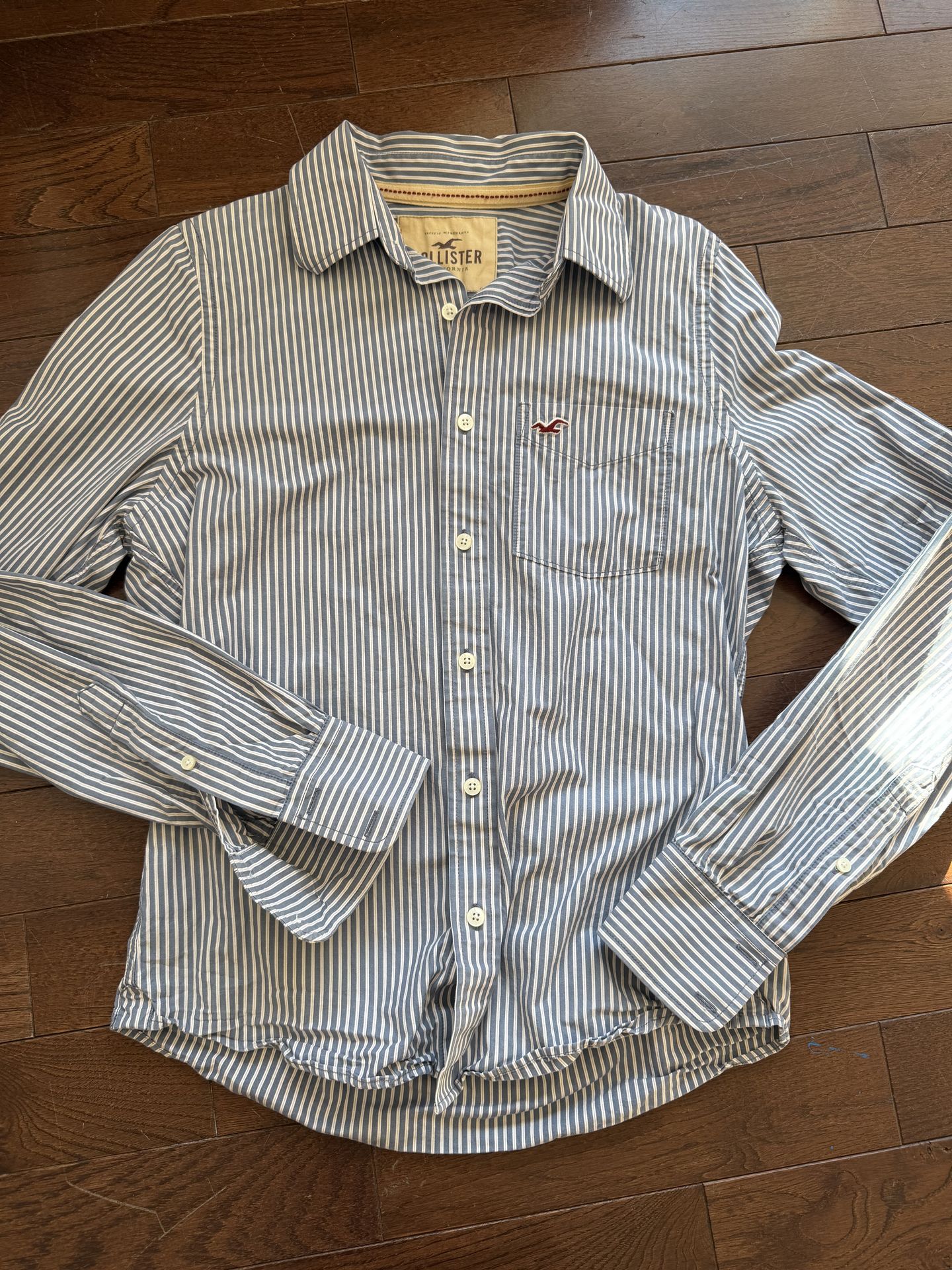 Men's Pinstripe Hollister Dress Shirt - Size M