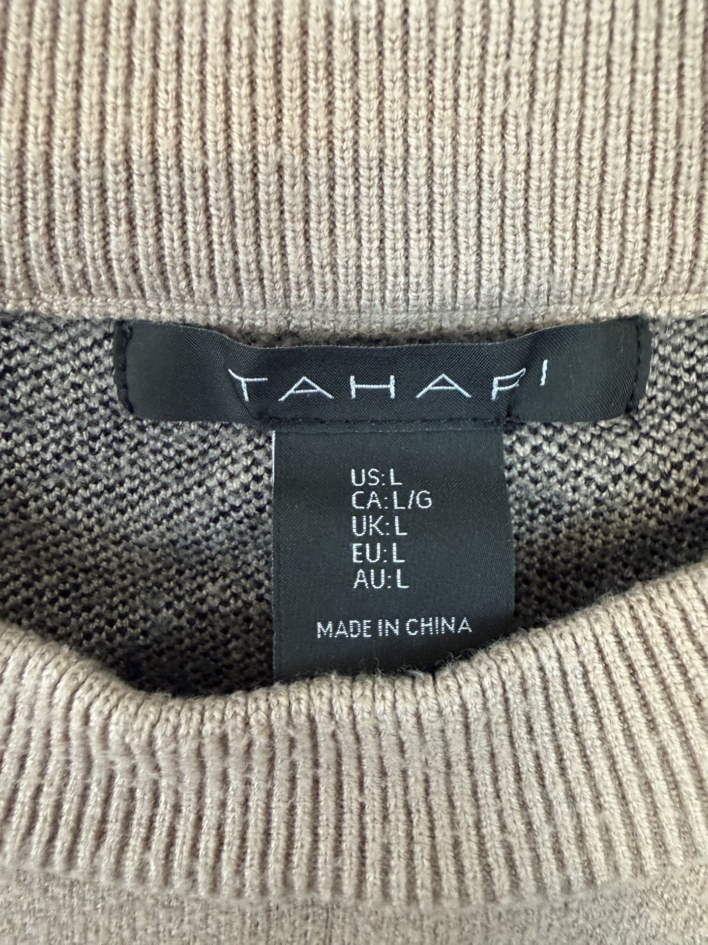 Like New Tahari sweater Women Large Brown Black Plaid Knit Soft - photo 2