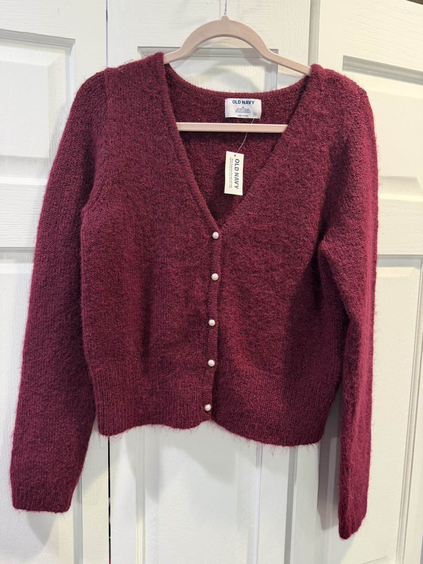 NWT Women’s Medium Eggplant Colored Button Down Cardigan $15