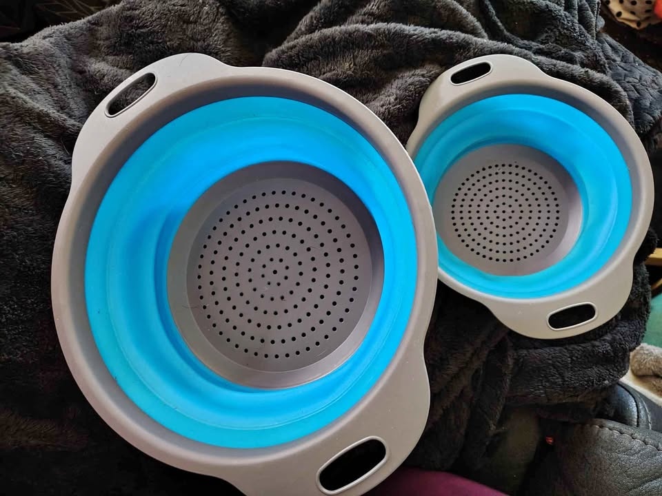 2PCS Foldable Silicone Colander Set