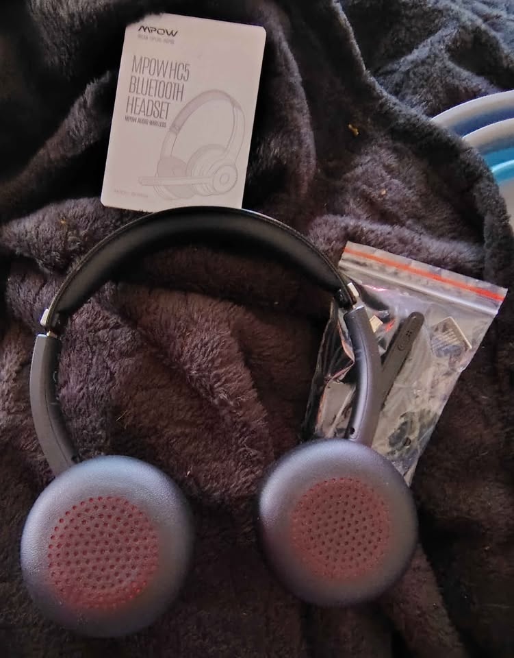 🚨🚨NEW MPOW MPOWHP5 BLUETOOTH HEADSET 🚨🚨 Sells for $50 - photo 5