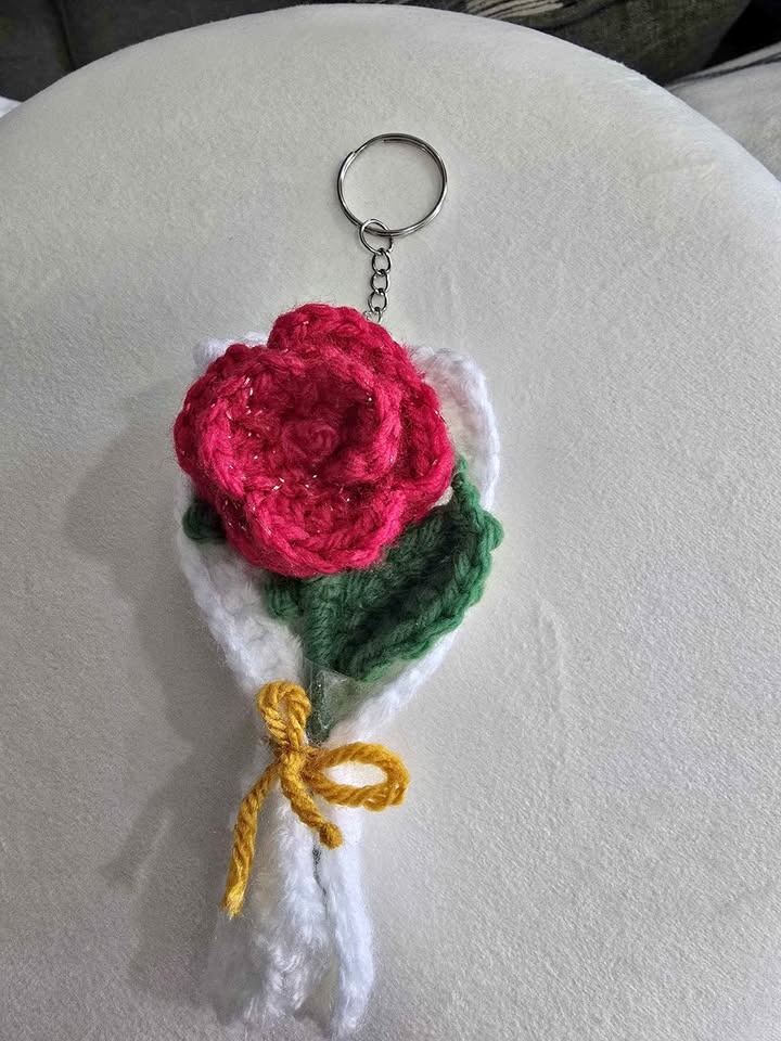 Crochet Mini Rose Bouquet Keychain