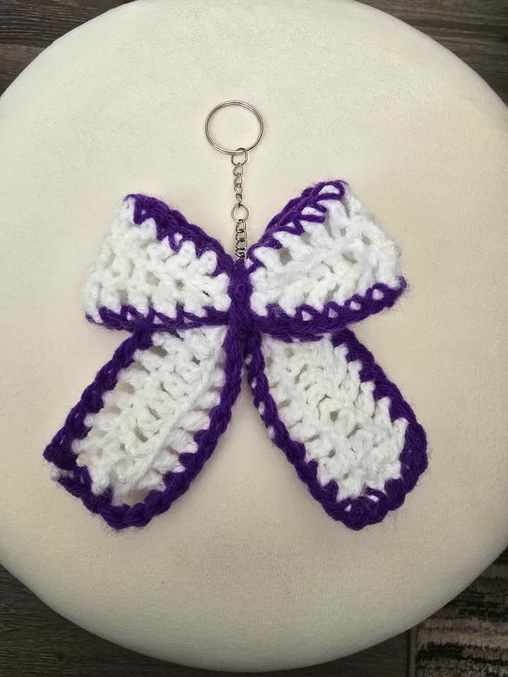 Handmade Crocheted Keychains - photo 4