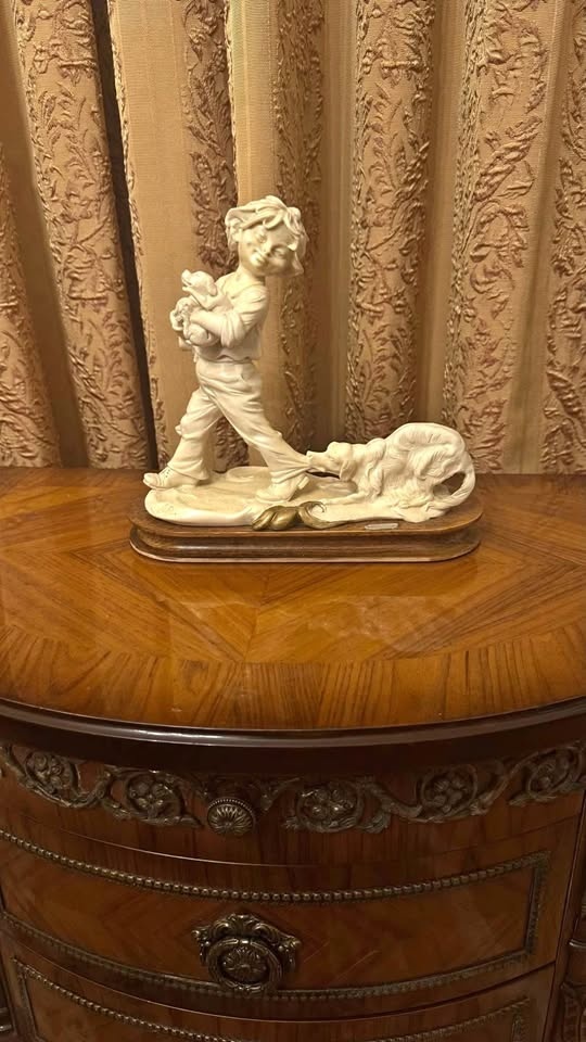 G. Armani “Jealous Dog” Figurine – 22cm