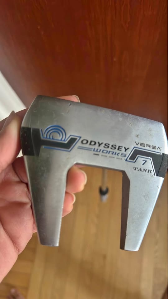 Odyssey Works Versa 7 Tank Putter – 35”