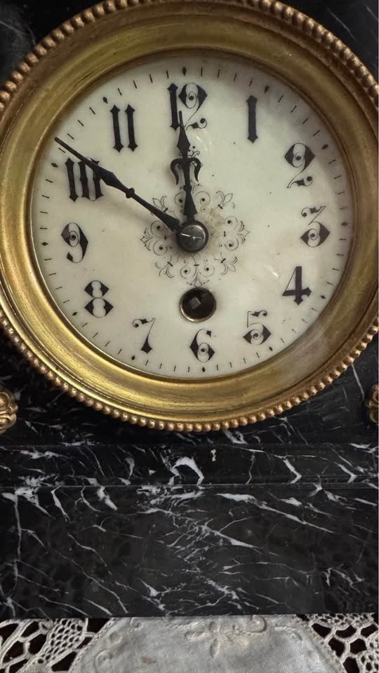 Antique French Marble Clock Set - photo 3