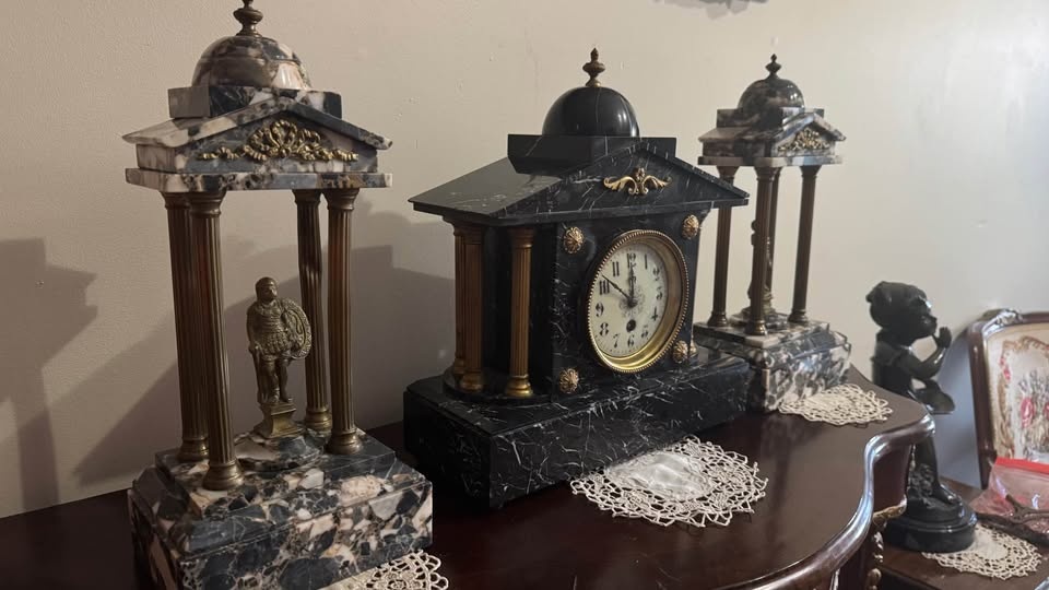Antique French Marble Clock Set - photo 5