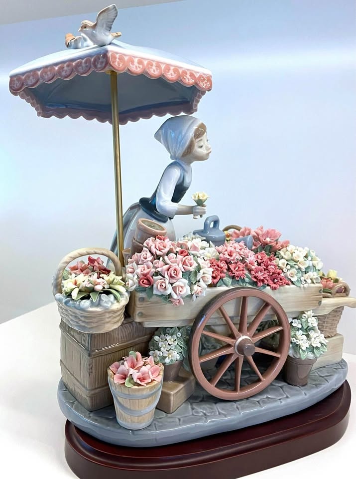 Lladro Flowers of the Season Figurine