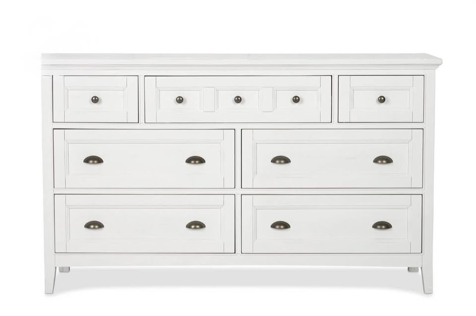 Full Size Dresser and 2 Nightstands (3 pc set) - photo 2