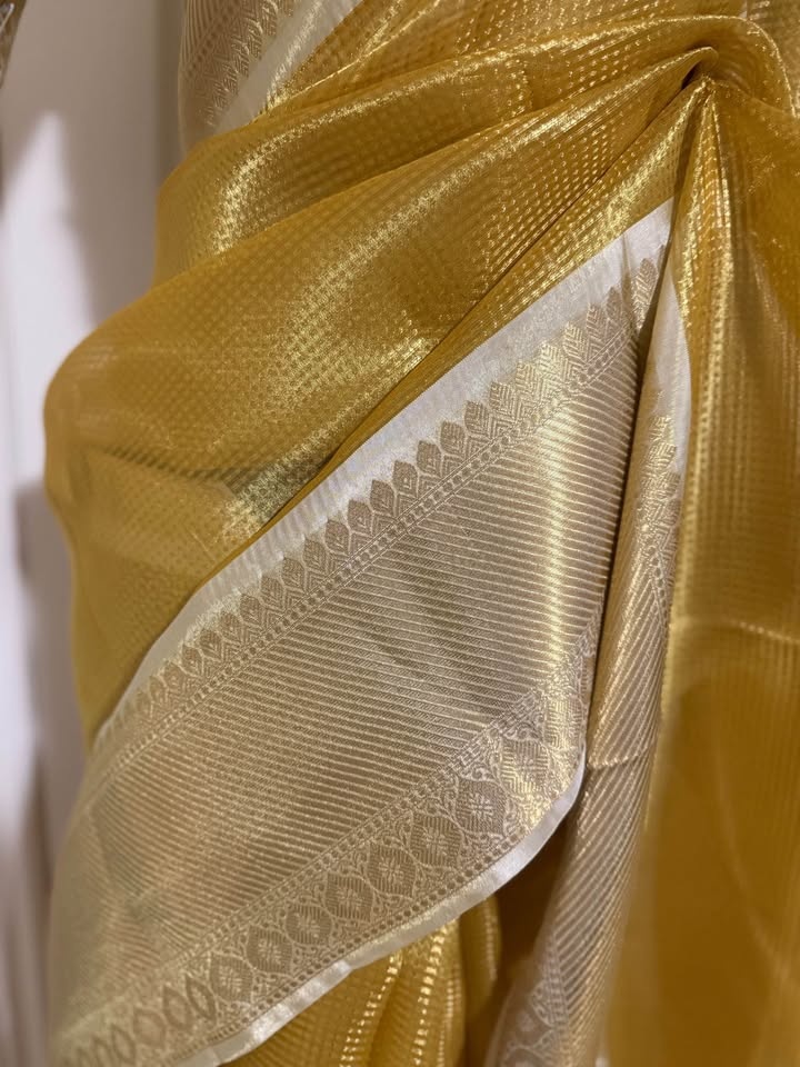 Beautiful Bangalore silk saree with ready to wear blouse - photo 4