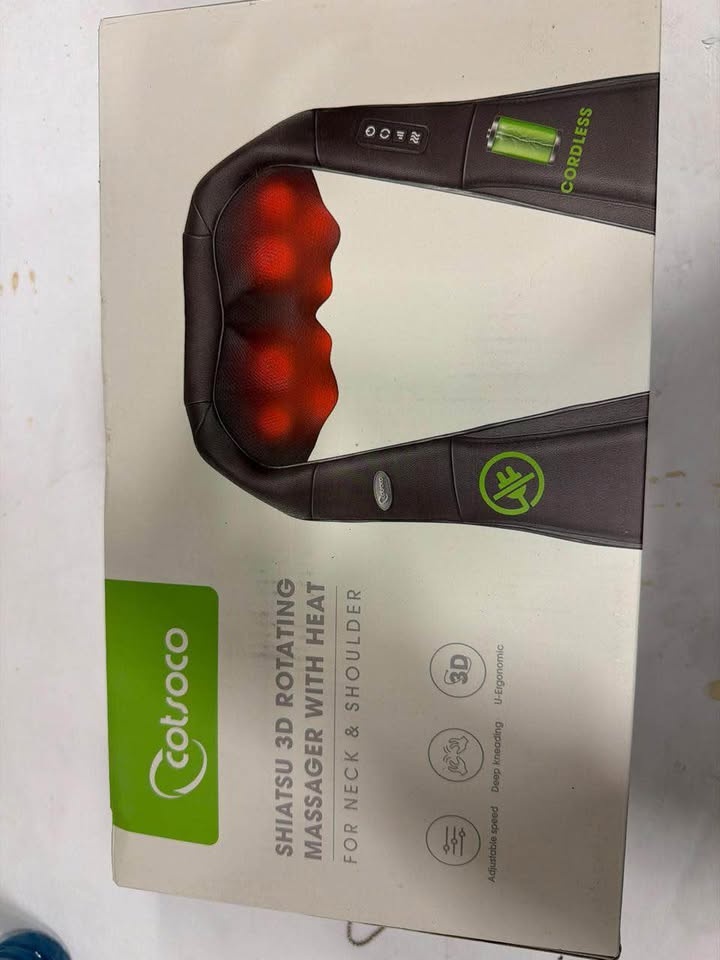 Cotsoco Neck Massager with Heat - photo 2