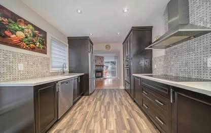 4 Beds 3 Baths - House - photo 3