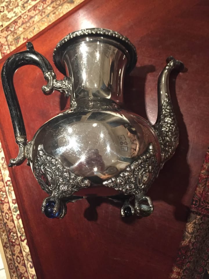 Vintage Silver Tea Pot with Decorative Marble Feet - photo 2