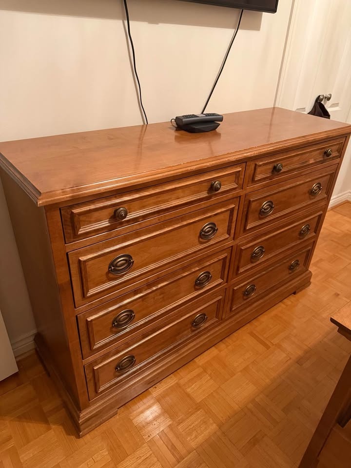 Solid wood bedroom furniture set - photo 5