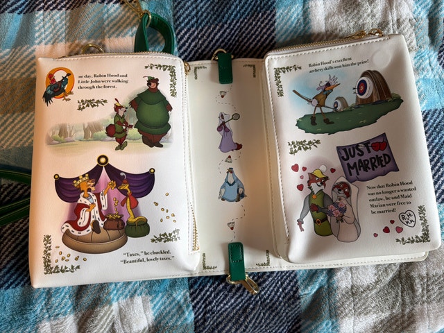 Limited Edition Loungefly Robin Hood Purse - photo 3
