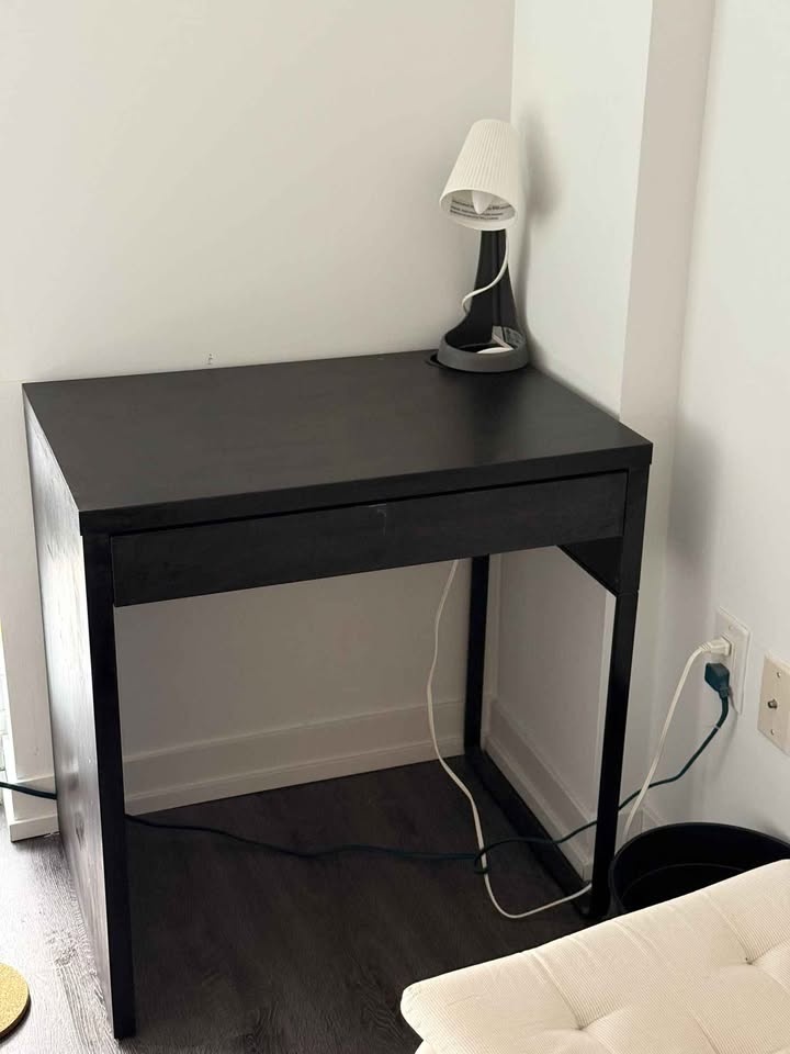 Ikea desk Micke for sale- used condition good - photo 5