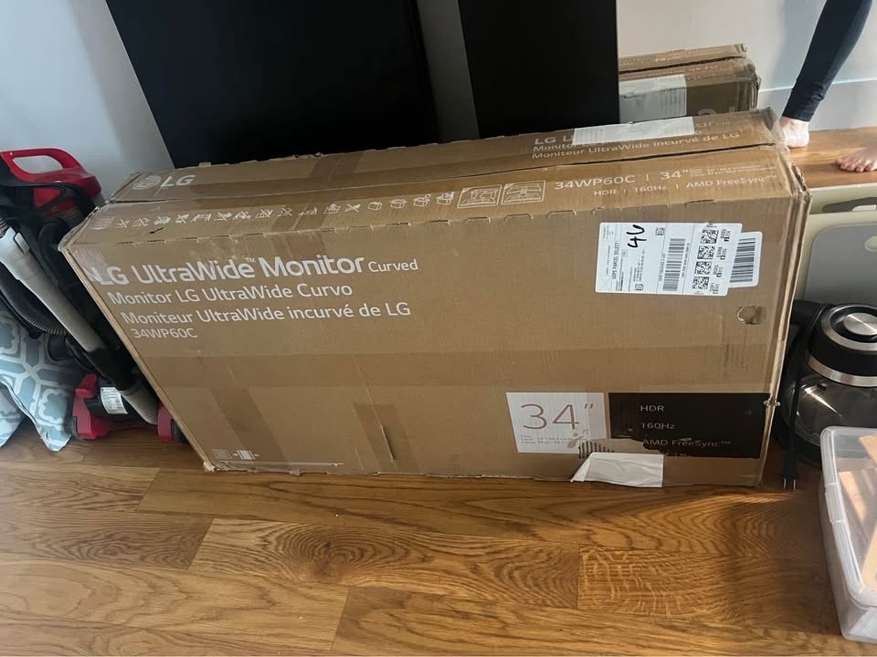 Curved LG monitor - NEED OUT BY 3/22 - photo 2