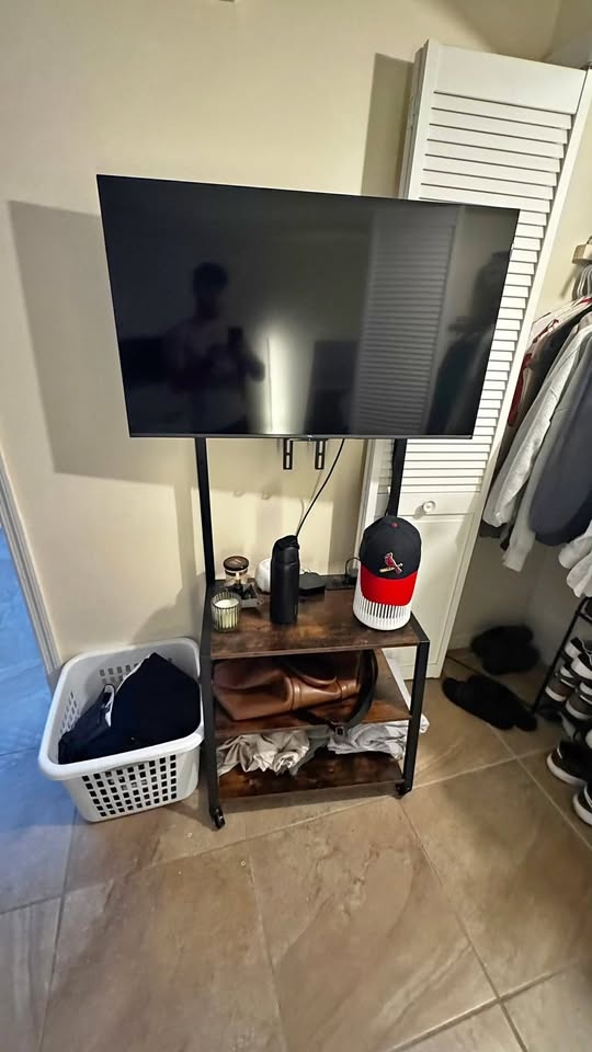 43" QLED TCL Smart TV with Storage Stand - Need Out By 3/22