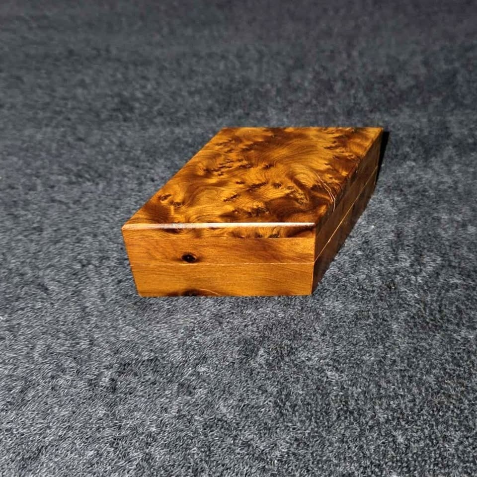 Handcrafted Burl Wood Trinket Box – Diamond Shape