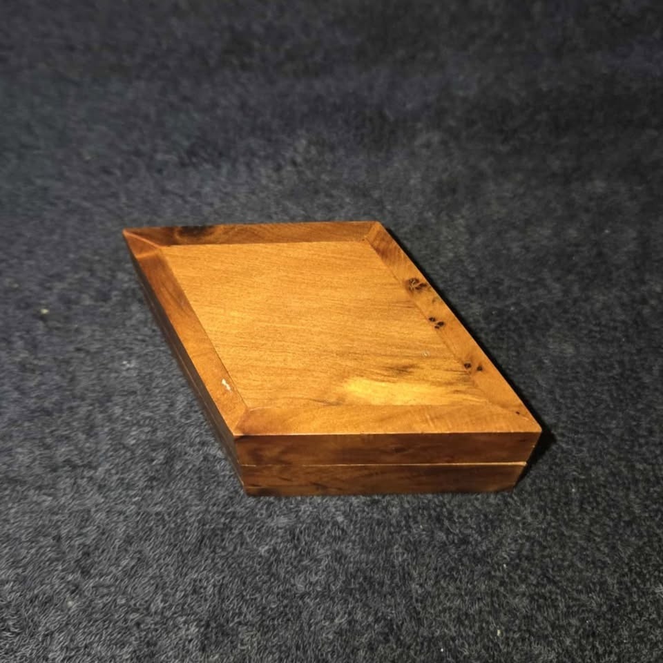 Handcrafted Burl Wood Trinket Box – Diamond Shape - photo 4