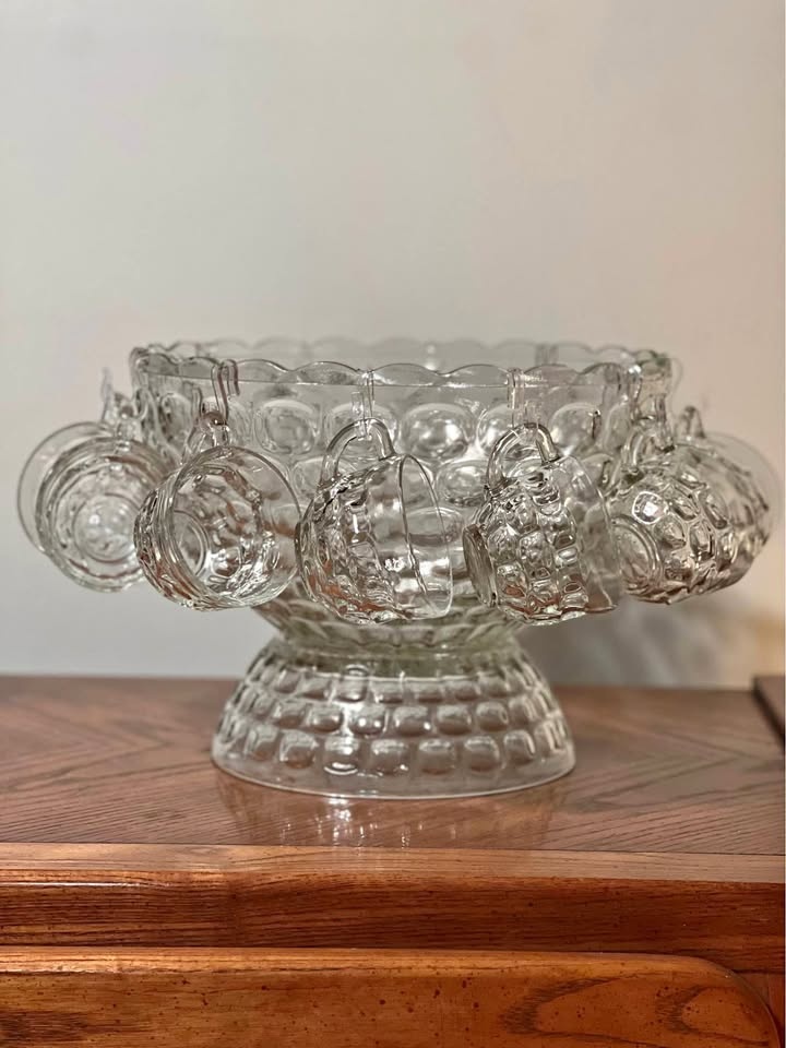 Vintage Federal Glass Yorktown Punch Bowl Set Original Box