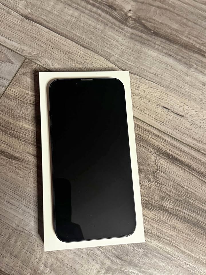 iPhone 13 128GB - Unlocked - Great Condition - 86% Battery