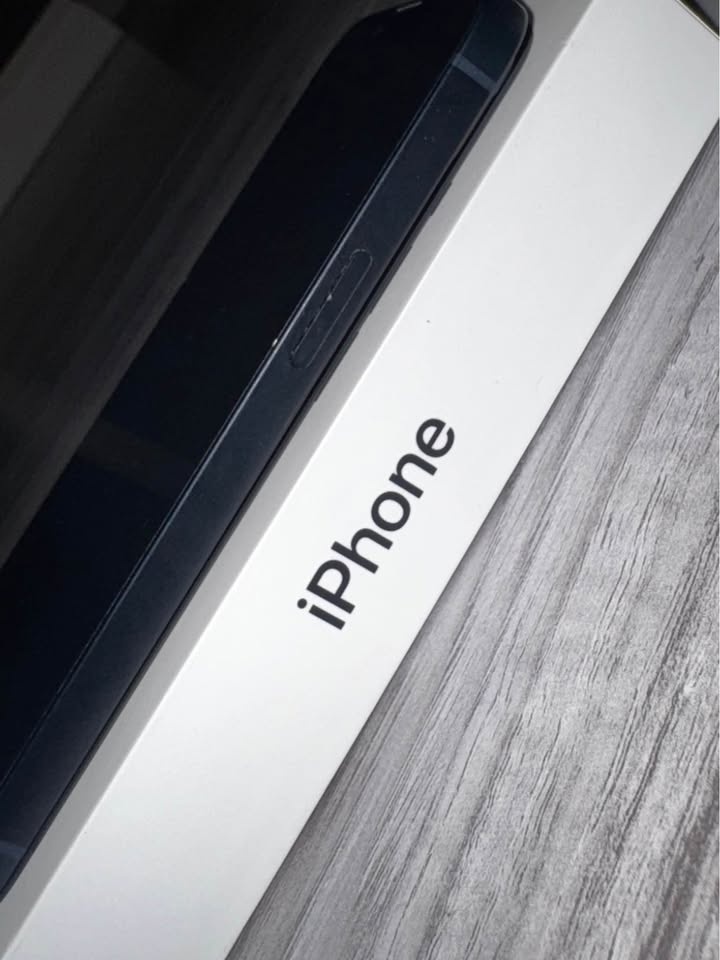 iPhone 13 128GB - Unlocked - Great Condition - 86% Battery - photo 4
