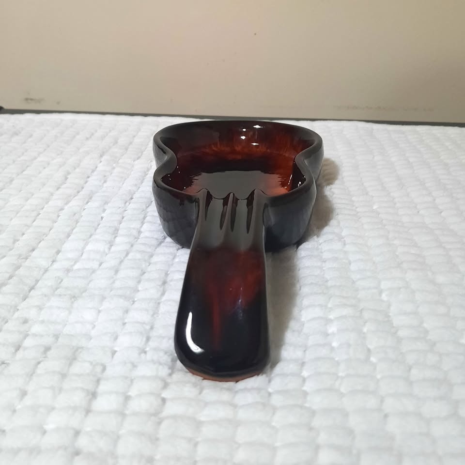 Beautiful vintage Evangeline ceramic ashtray - photo 4