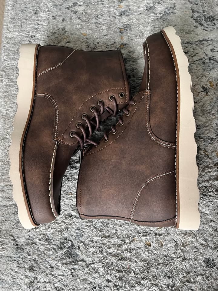 Men Casual Shoes - Size US 8
