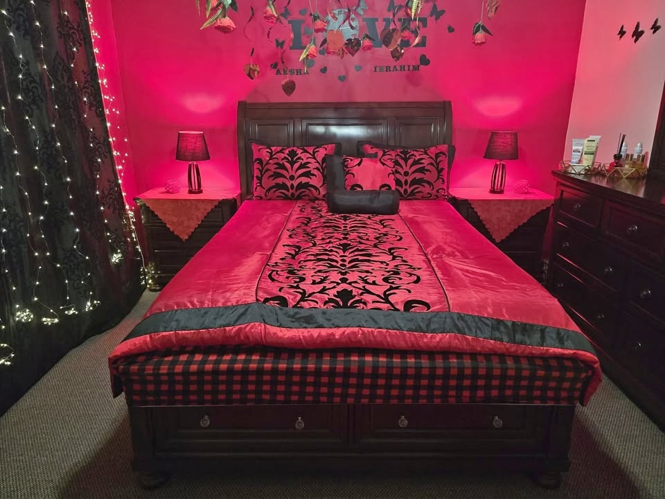 Master Queen Bedroom Set with Dresser