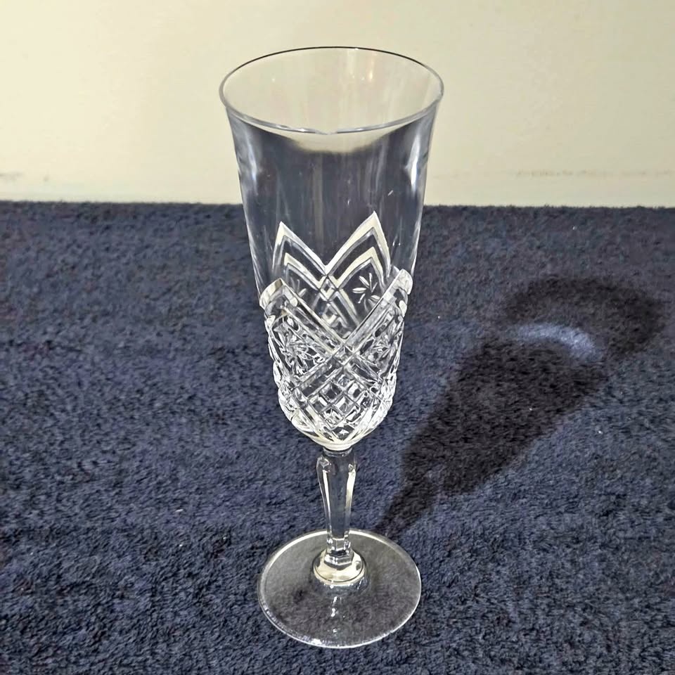 Vintage Crystal Champagne Flute – Beautiful Cut Design!