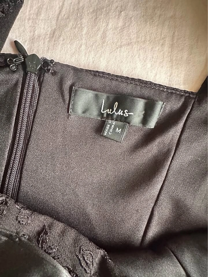 Black mini dress (medium 6-8) - photo 3