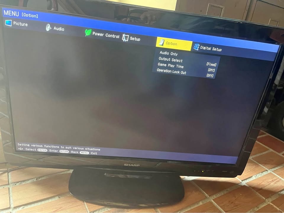 TV sharp 32inch for $29 with Wall/Ceiling Mount Bracket $59