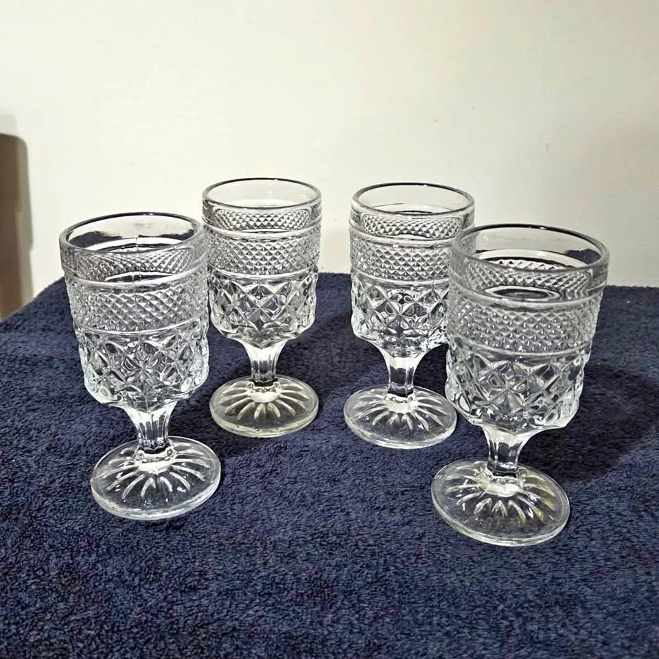 Vintage Clear Pressed Glass Goblet Set (4) - Diamond Point