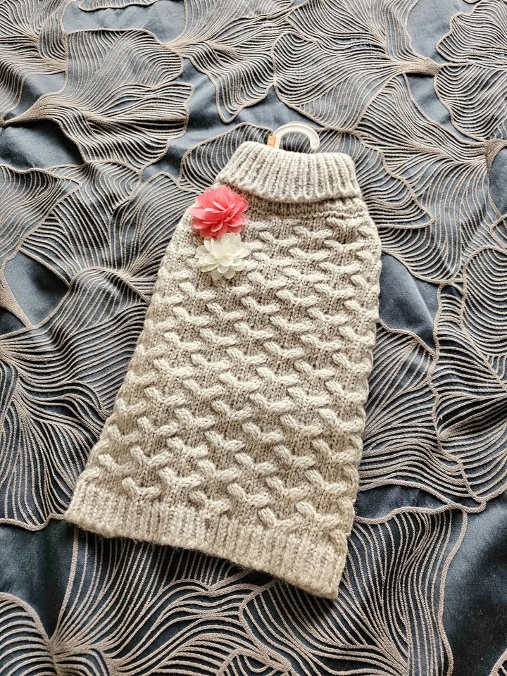Top Paw Cozy Knitted Dog Sweater Medium