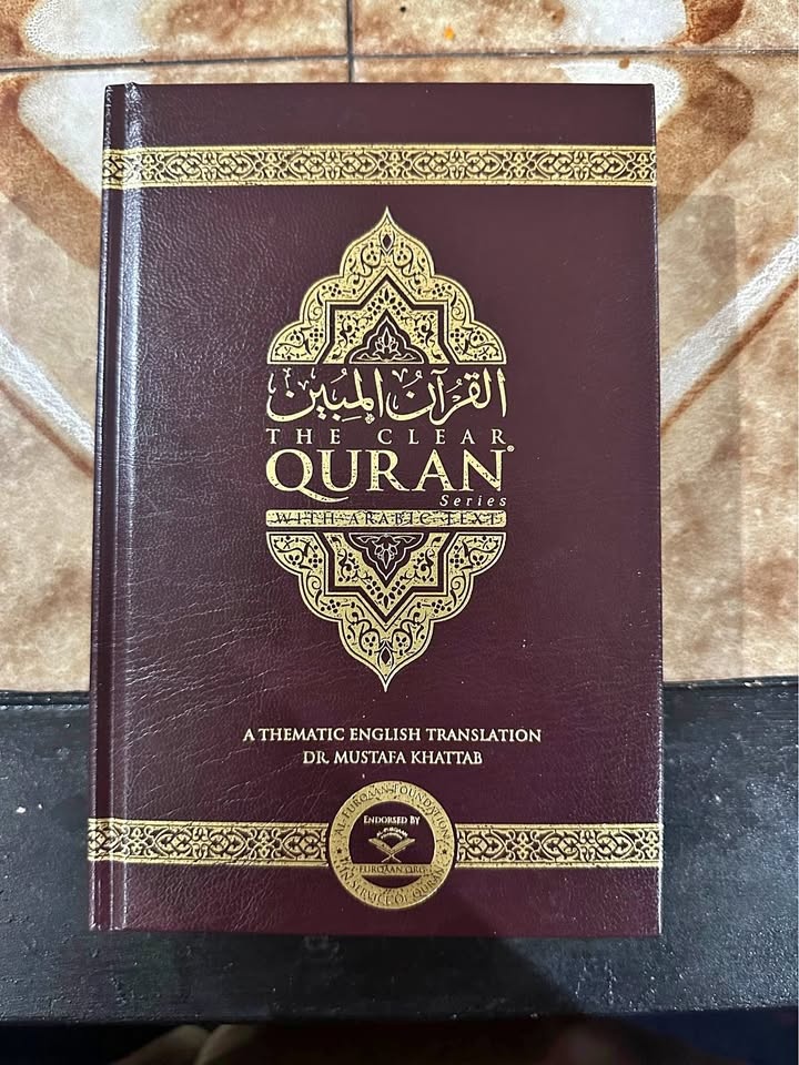The Clear Quran With Arabic Text - Hardcover
