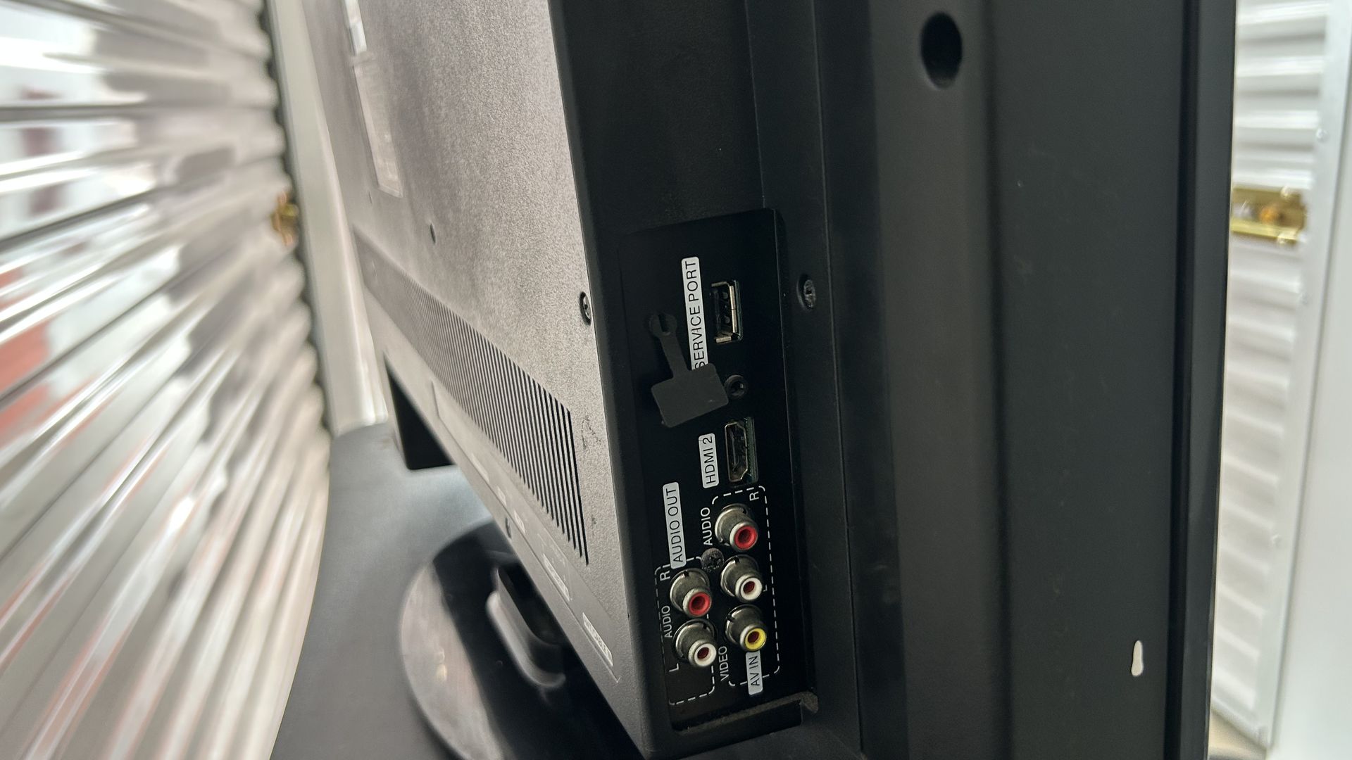 36" Flat TV & 20" TV Bundle - photo 3