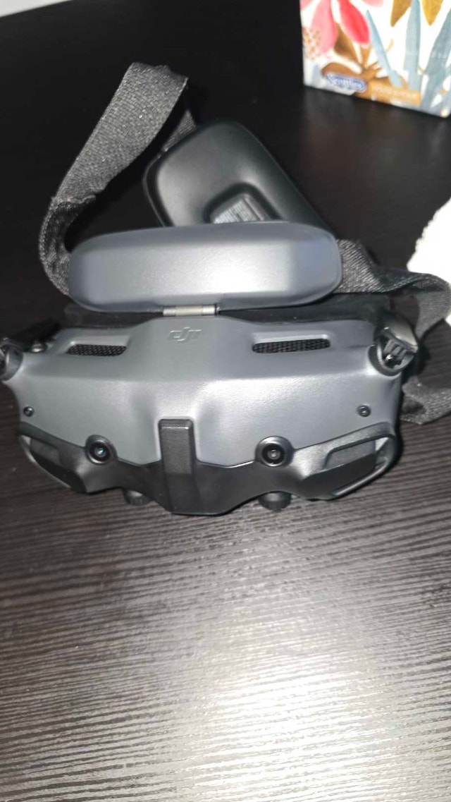 DJI Avata 2 Fly More Combo (3 Batteries) - photo 4