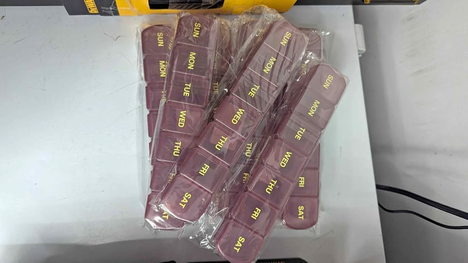 Weekly 7-Day Pill Organizers - Daily Compartments - Multiple Ava