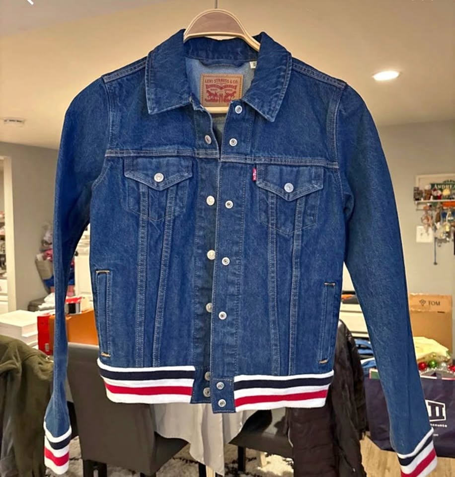 Levi's Denim Jean Jacket Women's M Original Rib Trim Trucker