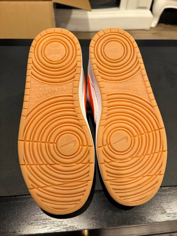 Size 5.5 Nike Sneakers (Orange Check) - photo 5