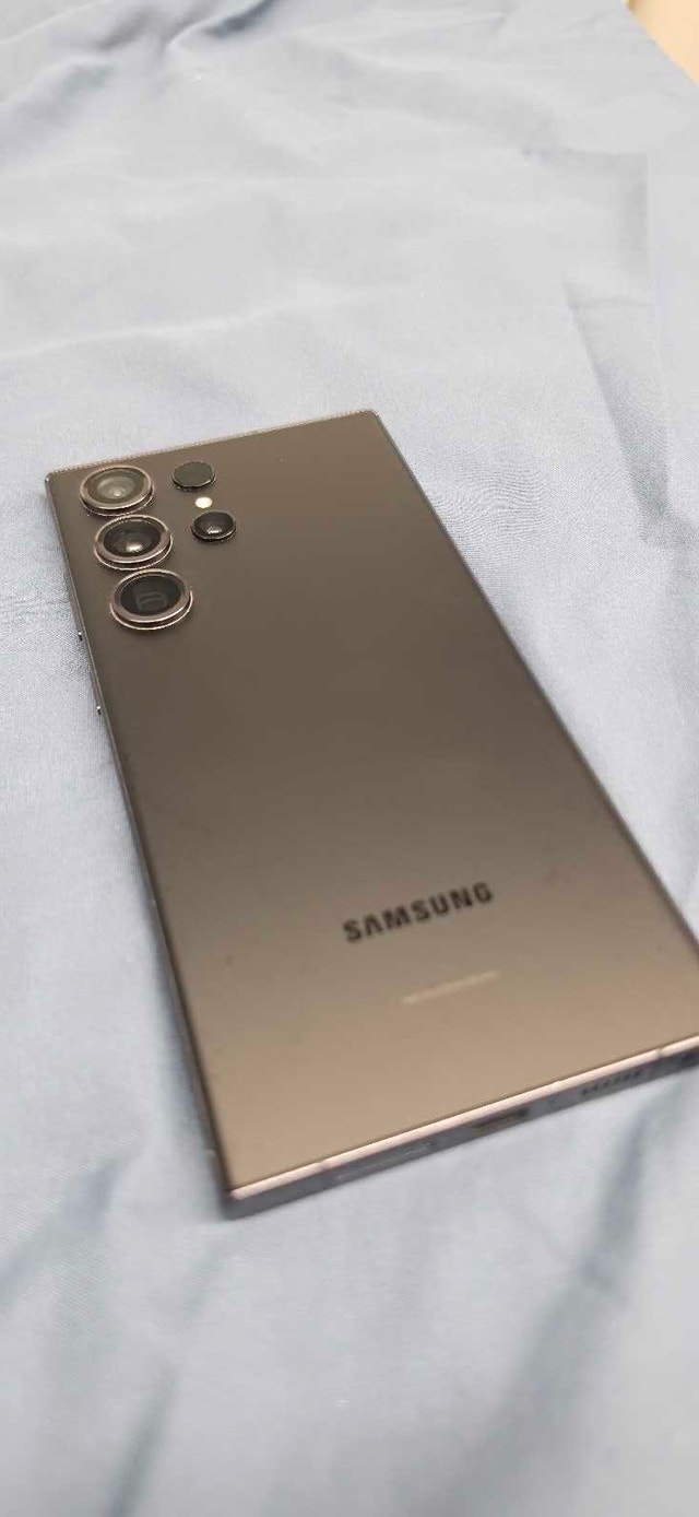 SAMSUNG S23 ULTRA 512 GB 12 GB RAM