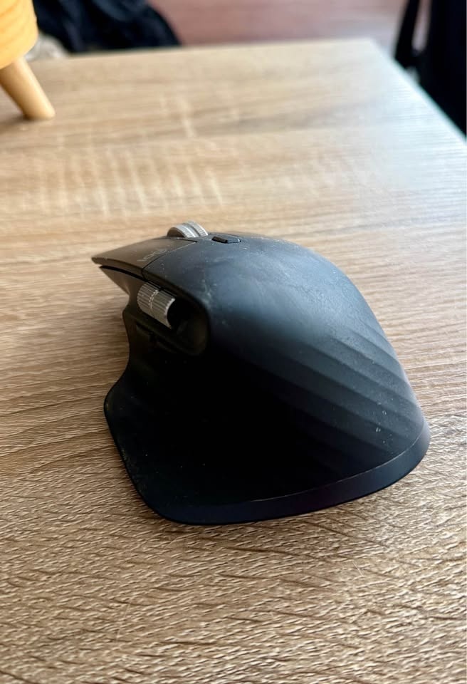 Logitech MX Master 3 Mouse - photo 3