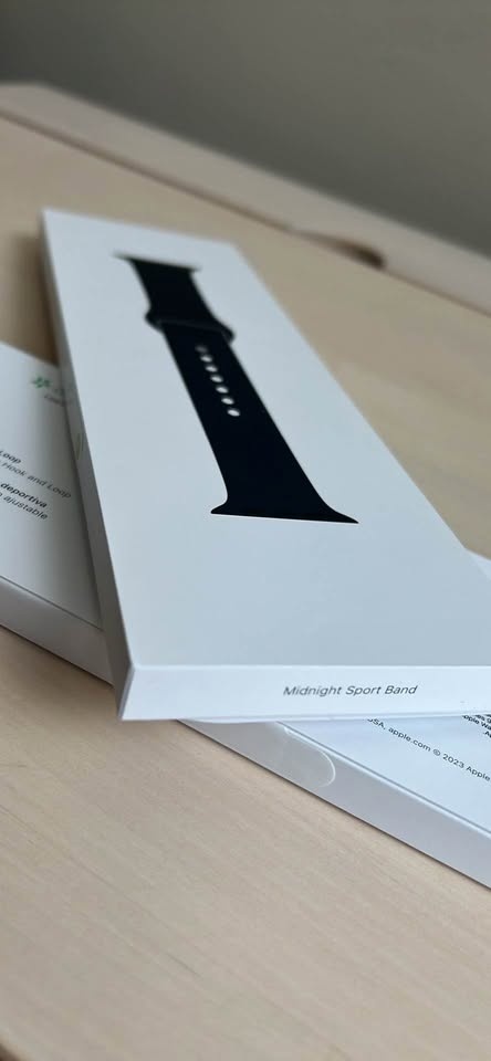 Brand New Genuine Apple Watch Bands 41mm (Midnight Sport Band) - photo 3