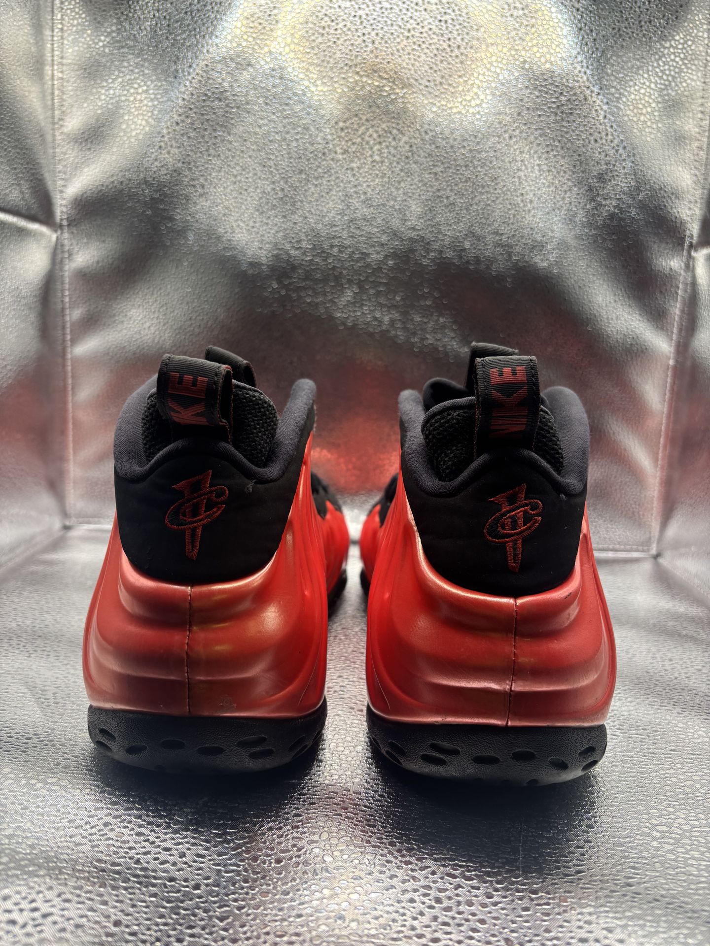 Nike Air Foamposite One Habanero Red - photo 4