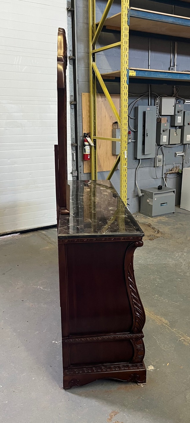 Solid wood dresser with granite countertop - photo 4
